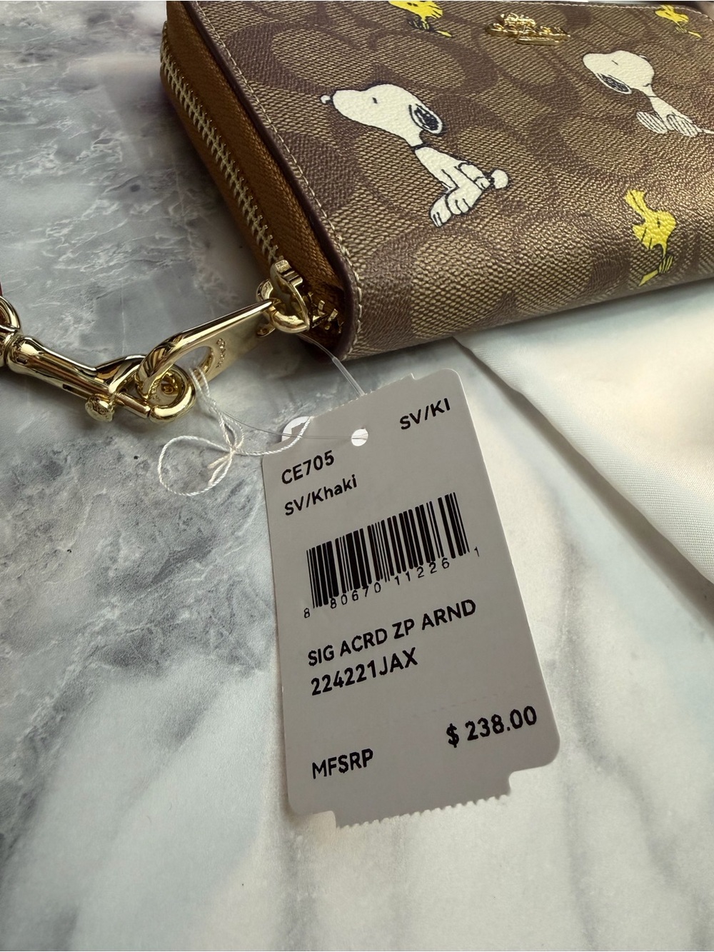 NWT Coach Snoopy and Woodstock Peanuts Wristlet Wallet - Picture 2 of 5